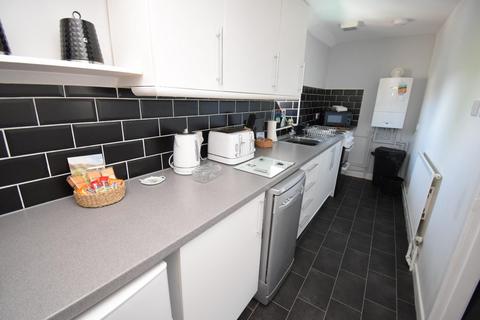 2 bedroom house for sale, Smith Street, Porthmadog