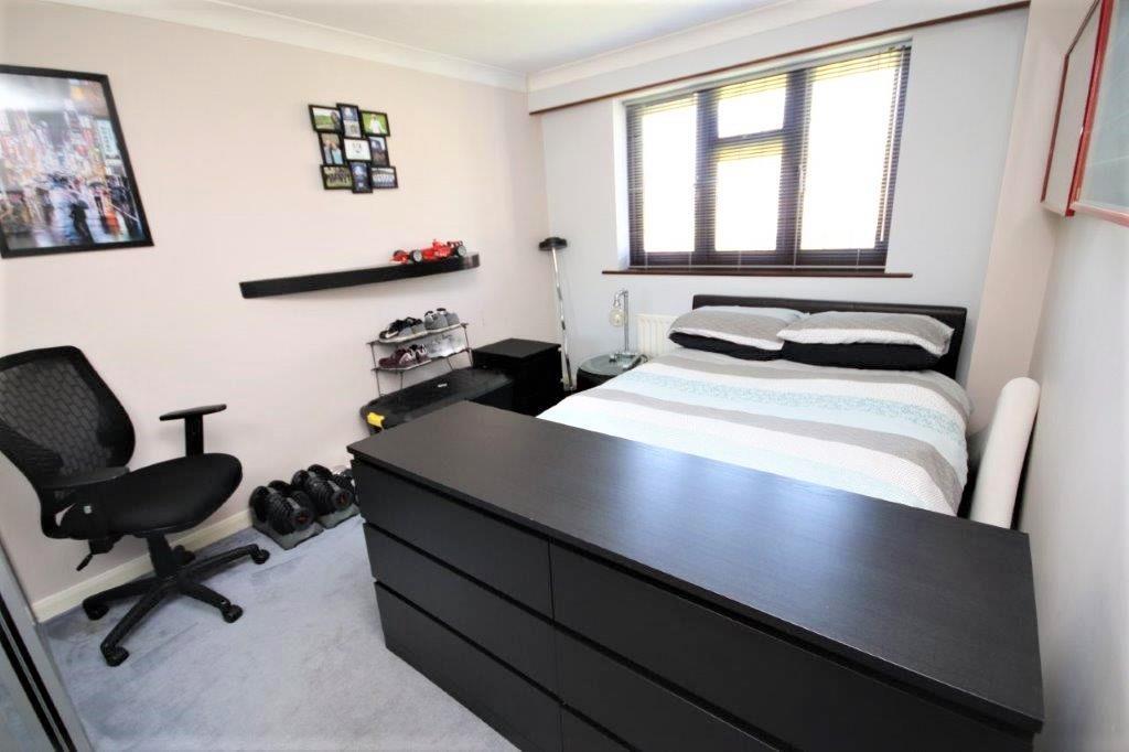 Cedar Way bed 3.jpg