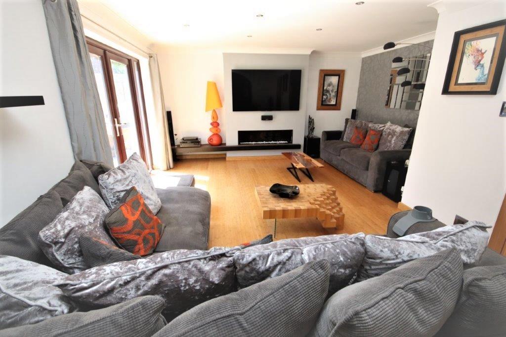 Cedar Way living room.jpg