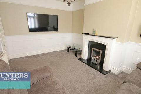 49 Haslingden Drive, Bradford, BD9 5HT