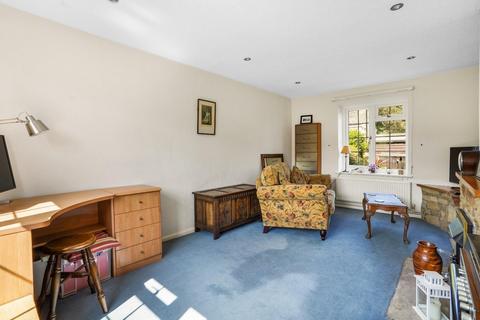 10 Bondgate, Harewood, Leeds, LS17 9LN