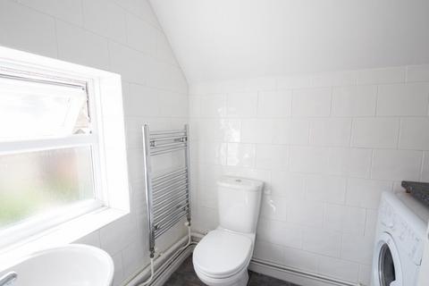 1 bedroom flat to rent - Flat B 110 The Hornet