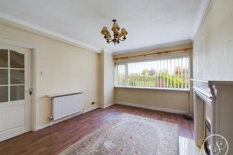 3 bedroom terraced house for sale, Gray Court, Leeds