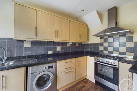 3 bedroom terraced house for sale, Gray Court, Leeds