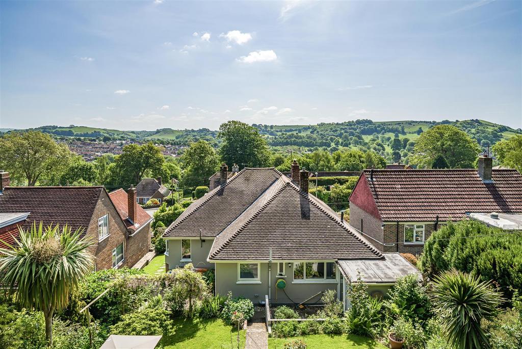 Hardy Road, Bridport 3 bed bungalow for sale £600,000