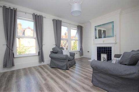 1 bedroom flat to rent, Hatherley Road, Walthamstow