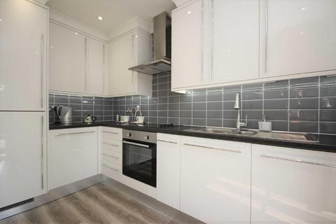 1 bedroom flat to rent, Hatherley Road, Walthamstow