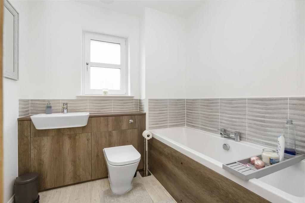 3 John Place 23.jpg