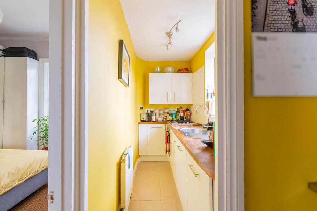 DAORLLEWMORC15 FFF - Kitchen B.jpg