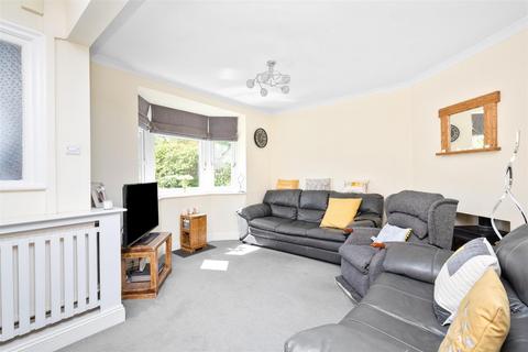 39 Laines Road, Steyning, BN44 3LL