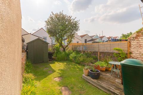 2 bedroom terraced house for sale - Balmain Street, Totterdown