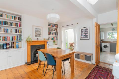 15 Balmain Street, Bristol, BS4 3DB