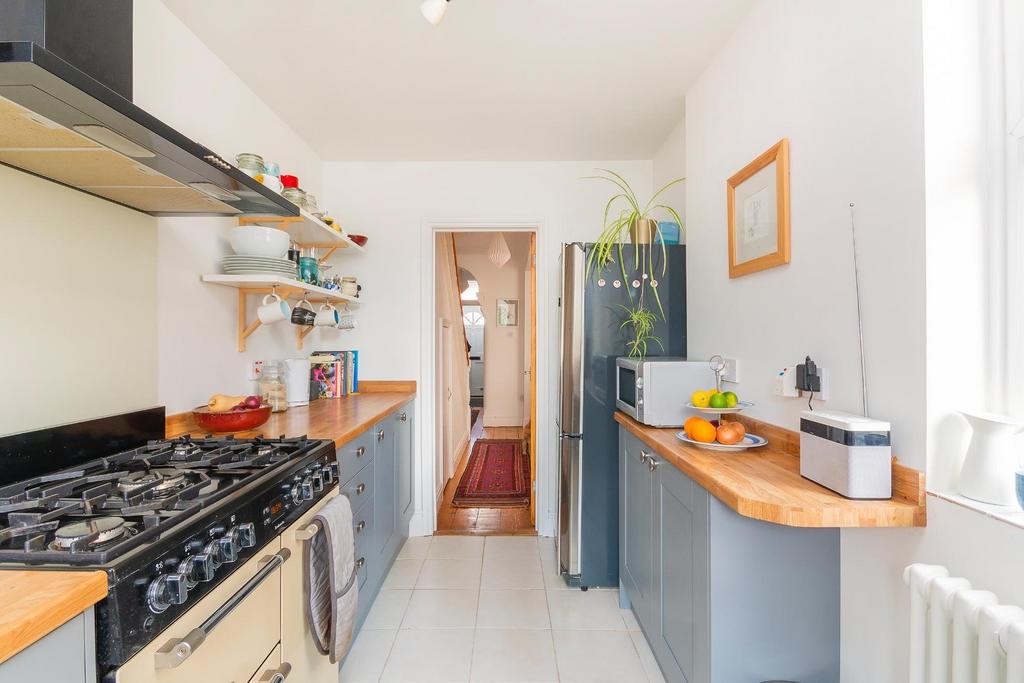 TEERTSNIAMLAB51 - Kitchen C.jpg