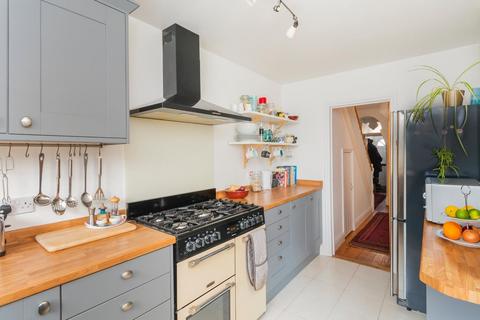 15 Balmain Street, Bristol, BS4 3DB