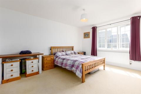5 bedroom detached house for sale - Orchid Close, Bicester