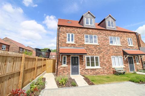 4 bedroom semi-detached house for sale - Thomas Lord Drive, Thirsk