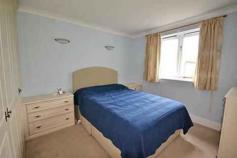 2 bedroom apartment for sale, Westcliffe Court, Shelford Road, Radcliffe on Trent, Nottingham