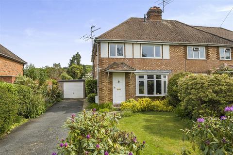 10 Chesholt Close, Fernhurst, Haslemere, GU27 3EB