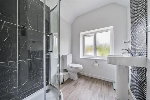 10 Chesholt Close, Fernhurst, Haslemere, GU27 3EB