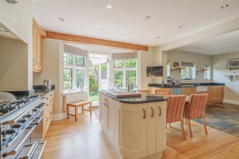 Woodridings Beech Road, Haslemere, GU27 2BX