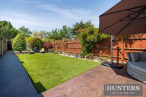 5 Park Close, Hounslow, TW3 2HN