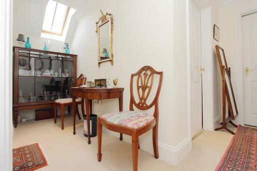 5 Fifehead Manor - Landing.jpg