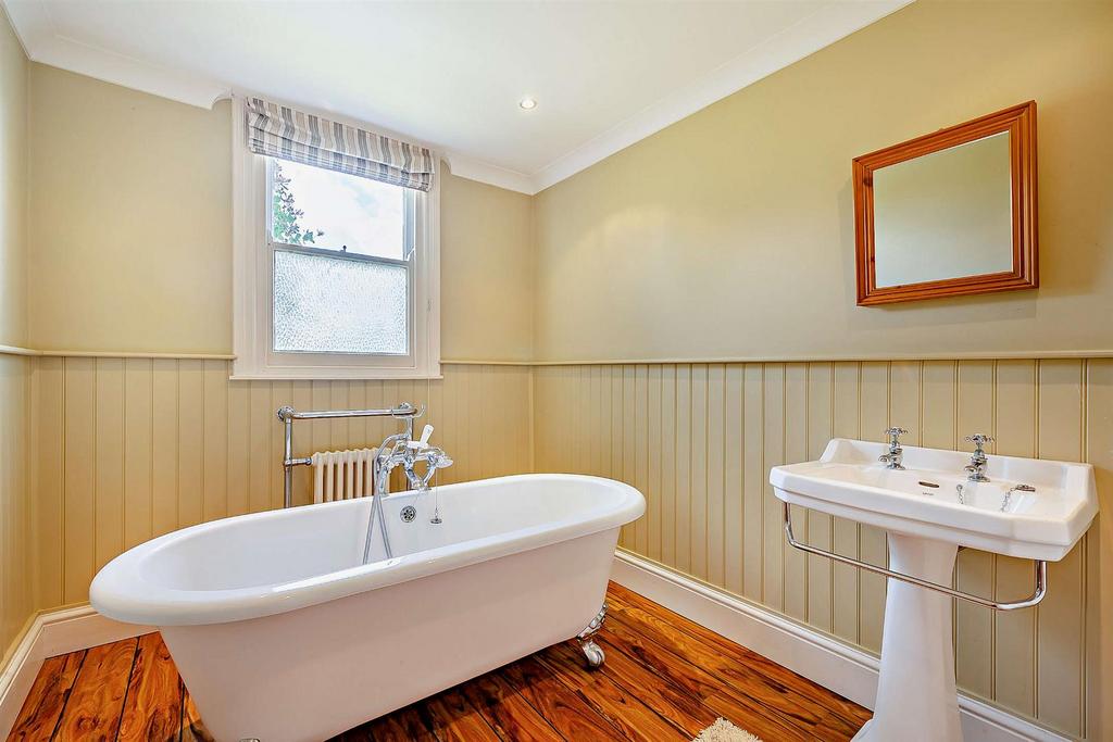 Family bathroom