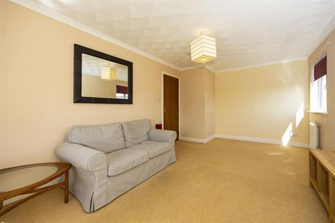 2 bedroom flat for sale - Nicolson Court, Stepps