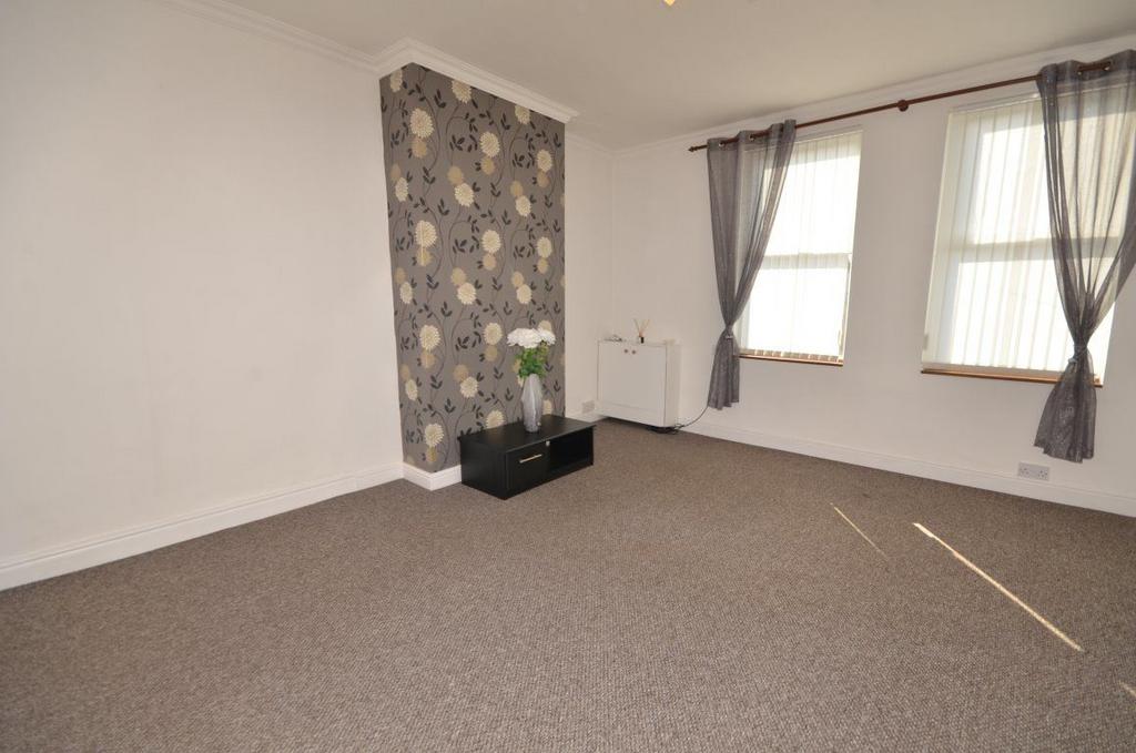 Mill Lane, South Kirkby, WF9 1 bed apartment £475 pcm (£110 pw)