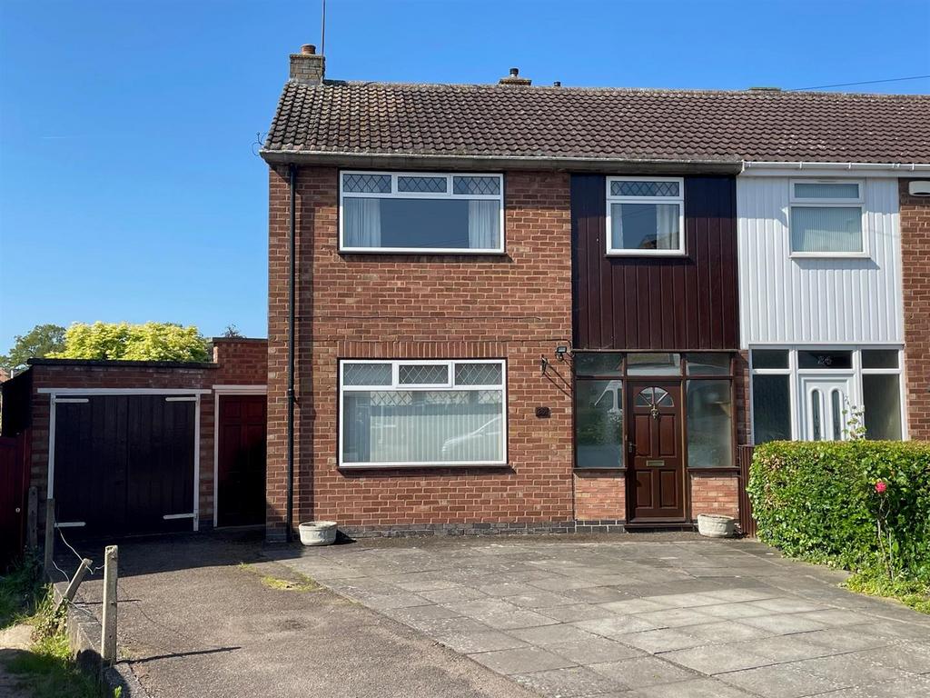 Home Farm Crescent, Whitnash, Leamington Spa 3 bed semidetached house