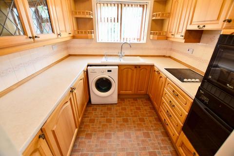 37 Buckingham Rise, Coventry, CV5 9HF
