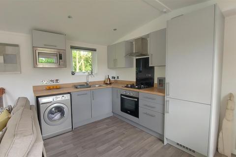 2 bedroom park home for sale, Moor Lane, Ryther, Tadcaster