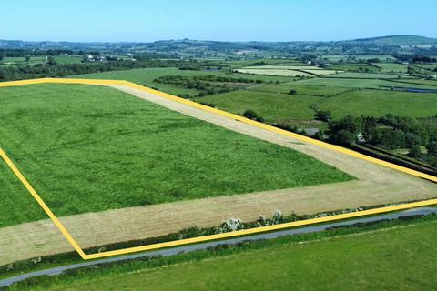 Farm land for sale, Pennant Road, Llanon