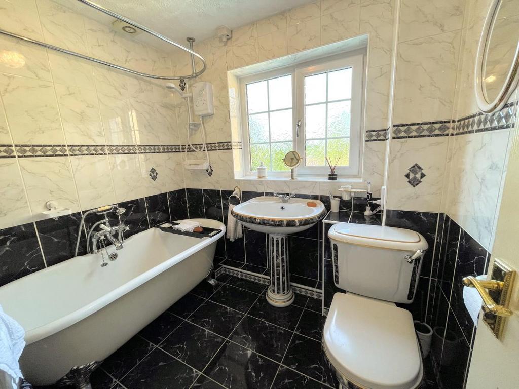 Bathroom/w.c.