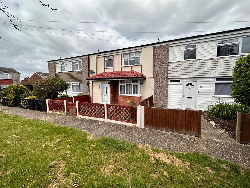 First Avenue, Canvey Island SS8 3 bed terraced house for sale £235,000