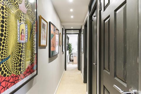 10 Malcolm Way, Snaresbrook, London, E11 1PW