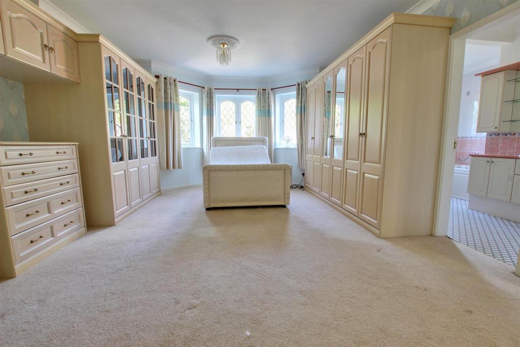 The Leases, Beverley 3 bed detached bungalow £485,000