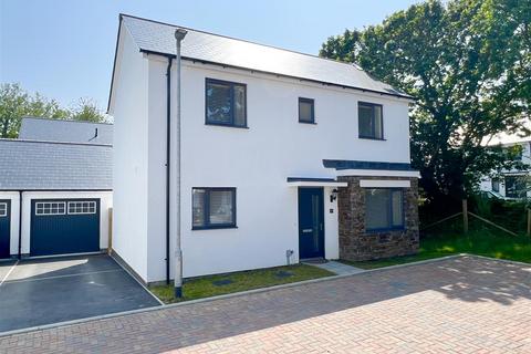 3 bedroom detached house for sale, Cuddra Road, St. Austell