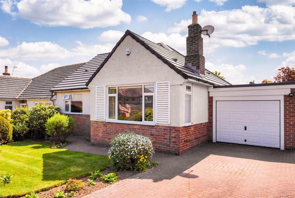 Shaftesbury Avenue, Brighouse 2 bed house for sale £299,500