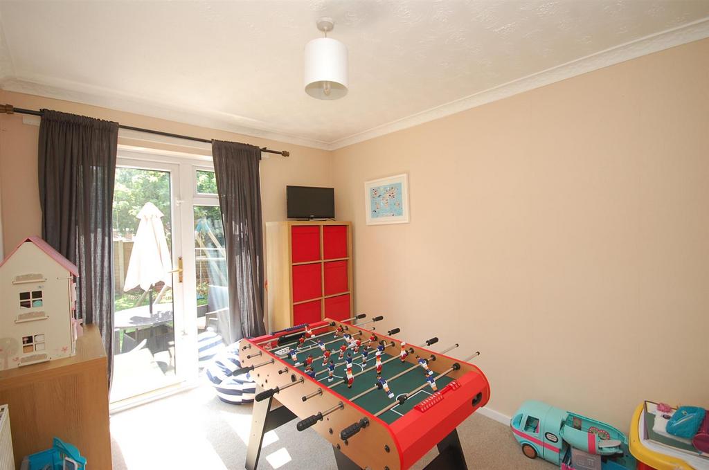 19ashgrovecroft PLAYROOM.JPG