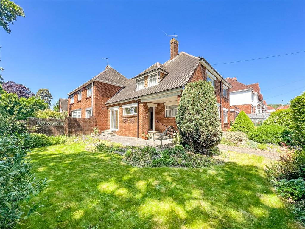Havant Road, Drayton 4 bed semidetached house for sale £480,000