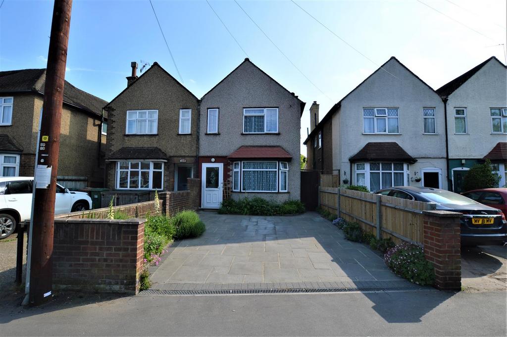 Watford Road, Croxley Green, Rickmansworth 3 bed semidetached house for sale £570,000