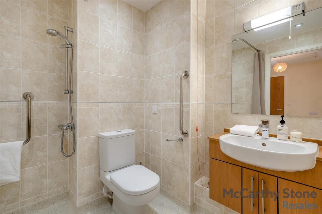 8643041-interior11.jpg