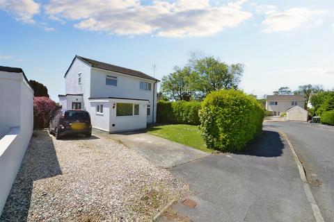 3 bedroom detached house for sale, St. Leonards Avenue, Crundale, Haverfordwest