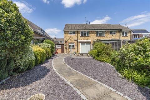 3 bedroom semi-detached house for sale - Trelleck Road, Reading