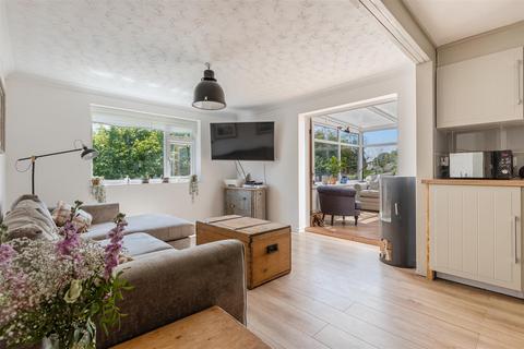 3 Coombe Meadows, Chillington, Kingsbridge, TQ7 2JL