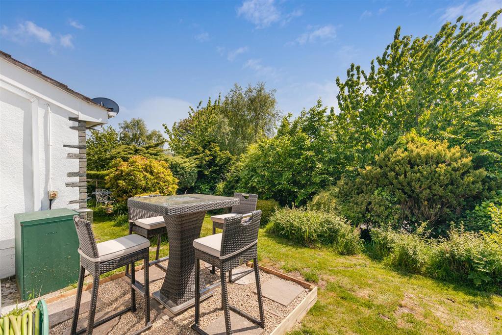 A04 - 3 Coombe Meadow, Chillinton - 230524.jpg