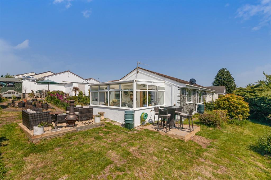 A06 - 3 Coombe Meadow, Chillinton - 230524.jpg