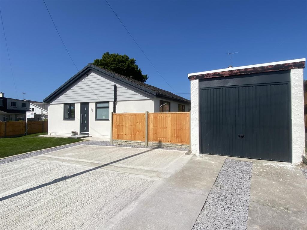 57 Penlon, Menai Bridge 2 bed semidetached bungalow £249,950