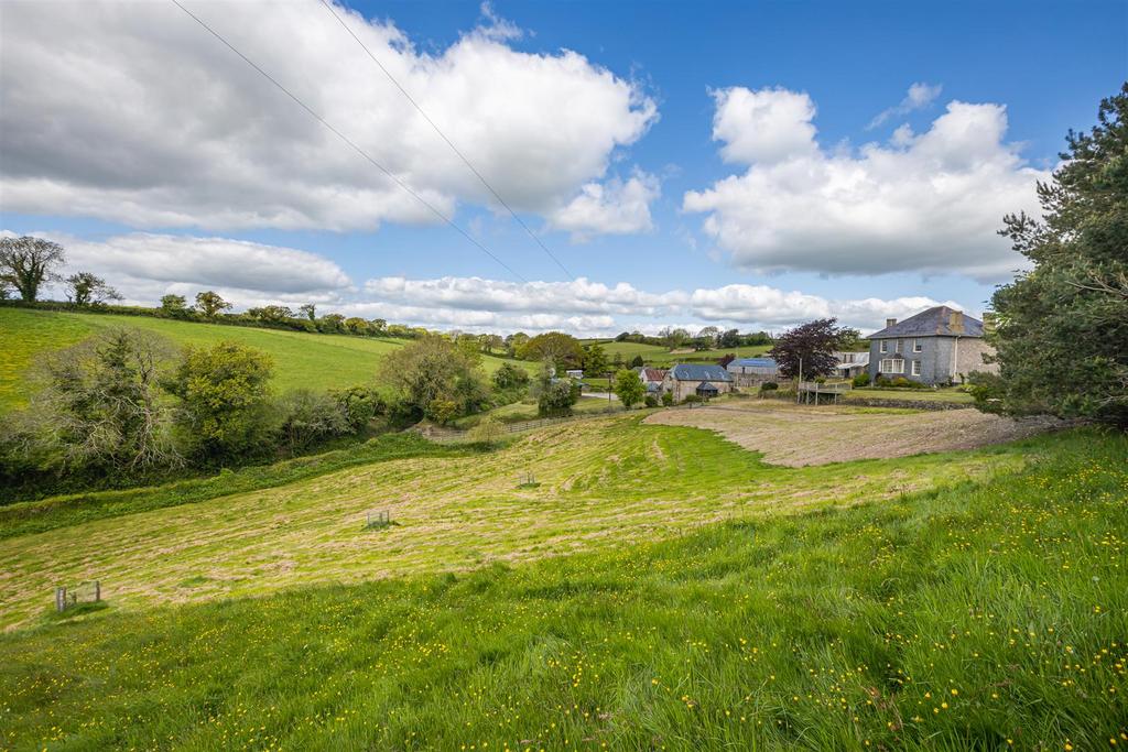A11 - Blackawton, Newton Farm - 230515.jpg